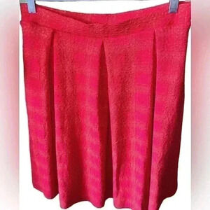 Lularoe large red‎ plaid Madison skirt. EUC. Faint mustard stripes. Love plaid🔥